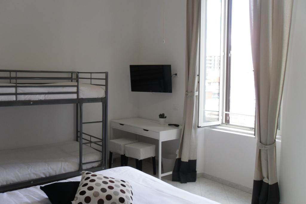 5 Rooms Affittacamere Civitavecchia Δωμάτιο φωτογραφία