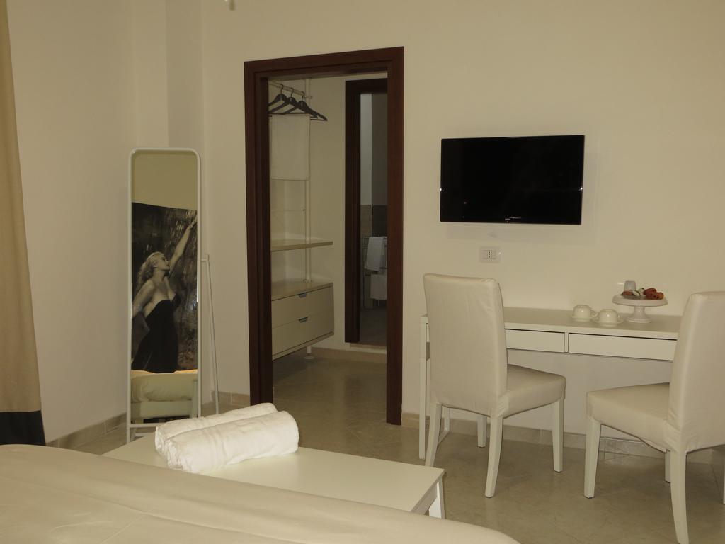 5 Rooms Affittacamere Civitavecchia Δωμάτιο φωτογραφία
