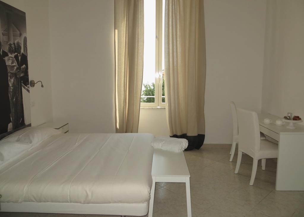 5 Rooms Affittacamere Civitavecchia Δωμάτιο φωτογραφία